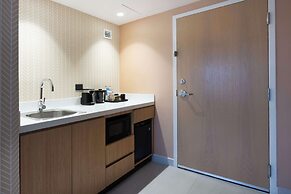 Hampton by Hilton Saltillo