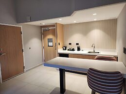 Hampton by Hilton Saltillo