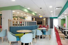 Hampton by Hilton Saltillo