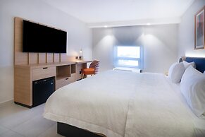 Hampton by Hilton Saltillo