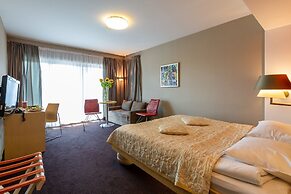 Niebieski Art Hotel & Spa