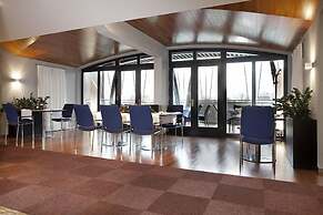 Niebieski Art Hotel & Spa