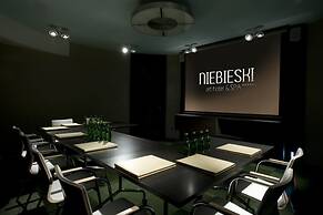 Niebieski Art Hotel & Spa