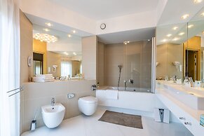 Niebieski Art Hotel & Spa