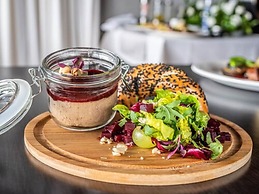 Niebieski Art Hotel & Spa