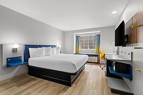 Microtel Inn & Suites by Wyndham Norcross
