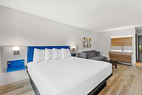 Microtel Inn & Suites by Wyndham Norcross