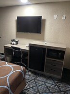 Super 8 by Wyndham San Antonio Downtown NE