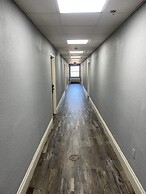 Super 8 by Wyndham San Antonio Downtown NE