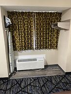 Super 8 by Wyndham San Antonio Downtown NE