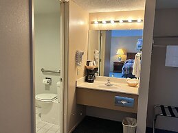 Hardman House Inn & Suites