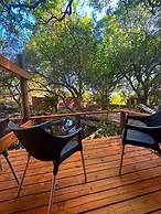 Shangri-La Country Hotel