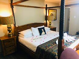 Shangri-La Country Hotel