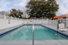 Executive Inn Panama City Beach, FL