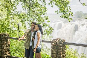 Avani Victoria Falls Resort