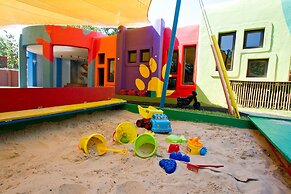 Avani Victoria Falls Resort