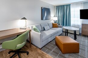 Staybridge Suites Denver - Cherry Creek by IHG
