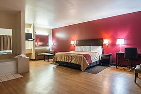 Red Roof Inn & Suites Lake Orion/ Auburn Hills
