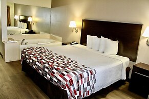 Red Roof Inn & Suites Lake Orion/ Auburn Hills