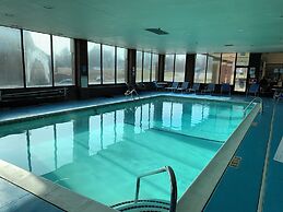 Red Roof Inn & Suites Lake Orion/ Auburn Hills