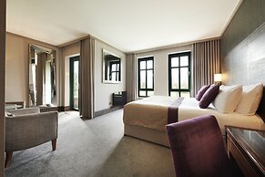 Aldwark Manor Estate