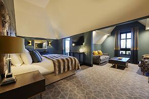 Aldwark Manor Estate