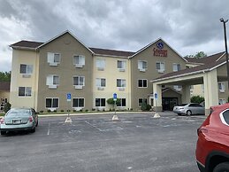 Comfort Suites Auburn near I-69