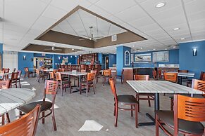 Bay Watch Resort & Conference Center