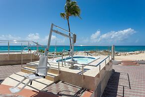 Hilton Vacation Club Flamingo Beach St. Maarten