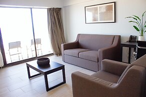 Sun and Sand Resort Oceanfront Suites