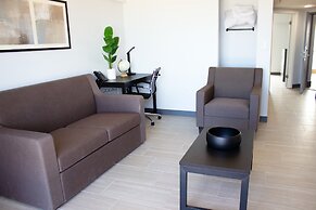 Sun and Sand Resort Oceanfront Suites