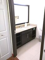 Hawthorn Suites by Wyndham Irving DFW South