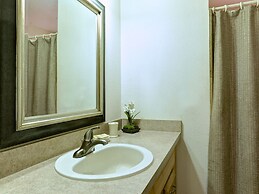 Royal Laguna Villas By Magical Memories