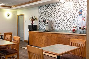 BlissPoint Inn & Suites