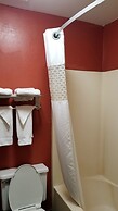 Travelodge by Wyndham Richmond IN