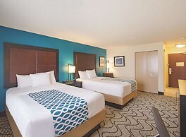 La Quinta Inn & Suites by Wyndham Central Point - Medford