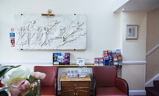 Lord Kensington Hotel