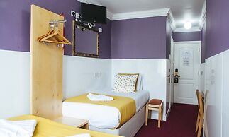 Lord Kensington Hotel