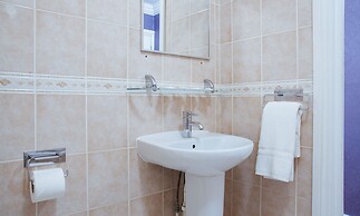 Lord Kensington Hotel