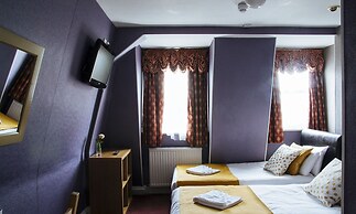 Lord Kensington Hotel