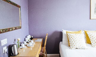 Lord Kensington Hotel