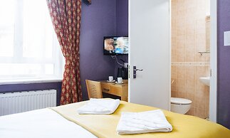 Lord Kensington Hotel