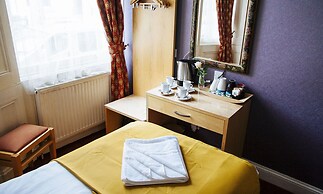 Lord Kensington Hotel