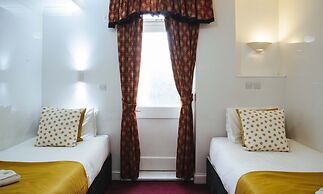 Lord Kensington Hotel