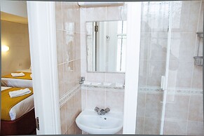 Lord Kensington Hotel