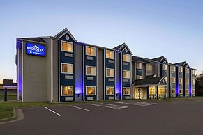 Microtel Inn & Suites by Wyndham New Ulm