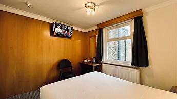 West Cromwell Hotel