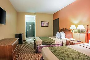 Econo Lodge Inn & Suites