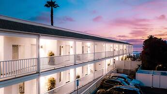 Del Mar Beach Hotel