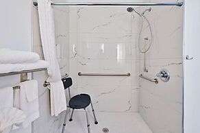 Country Inn & Suites by Radisson, Bloomington-Normal Airport, IL